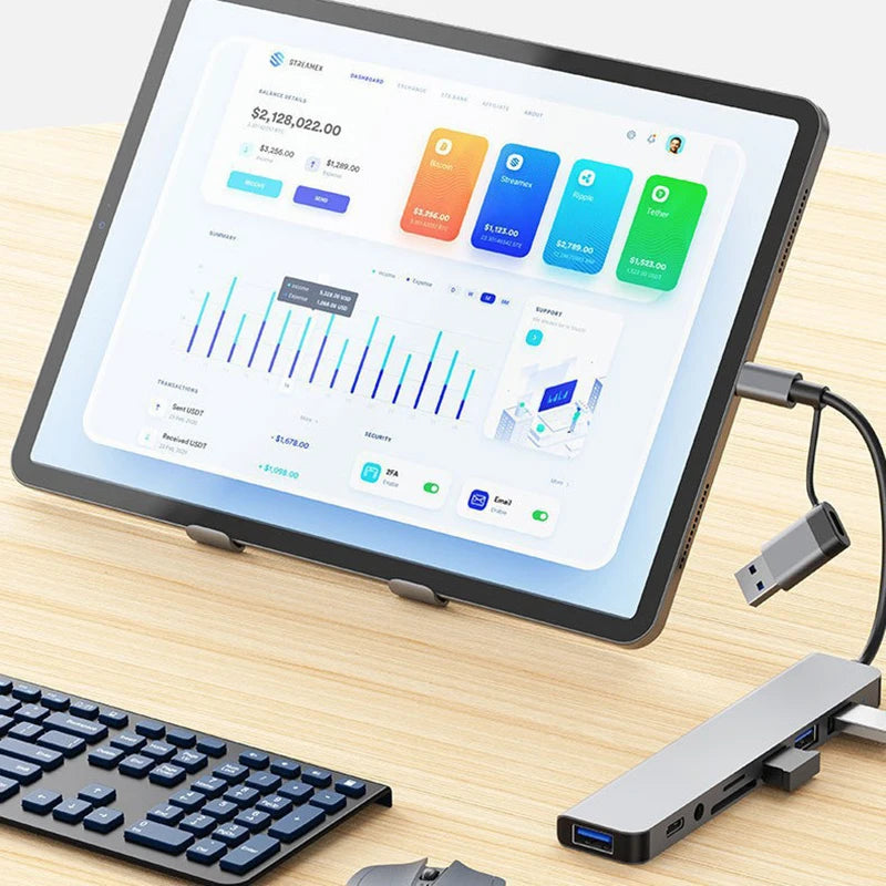 8-in-2 USB-C- & USB-A-Hub mit SD/TF-Kartenleser und Audioanschluss