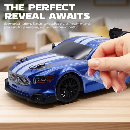 1:24 RC Drift-Auto-Set – 30+ km/h, LED-Beleuchtung, Drift-Reifen & Pylonen